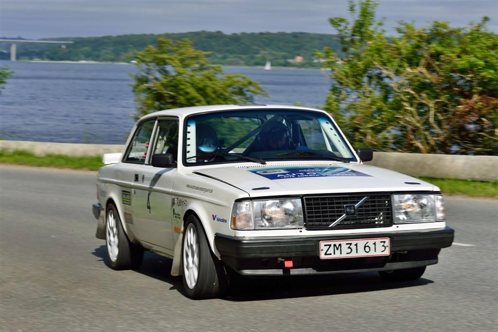 Heino Mejer fra Horsens regnes for en af landets absolut hurtigste rallykørere. Han kommer til Munkebjerg Hillclimb som favorit i sin Volvo 242 Turbo
(Foto: Michael Eisenberg)
